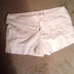 New without tags Hollister white shorts